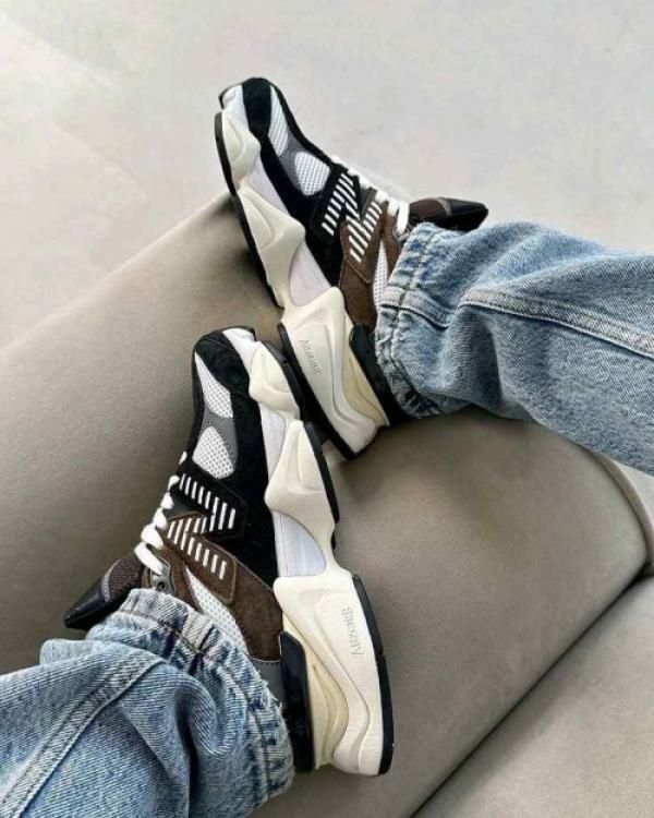 NEWW BALANCE 9060 BROWN
