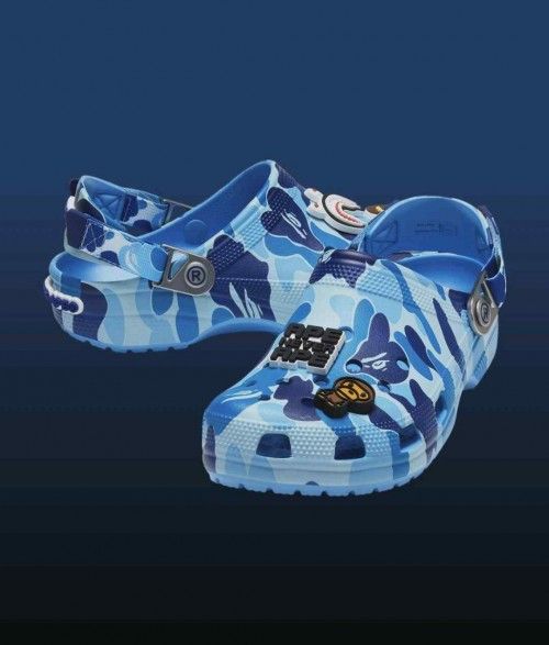 CROCCS CLASSIC CLOG X BAPE BLUE