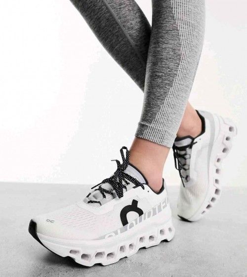 ONOn Running Cloudmonster White Black
