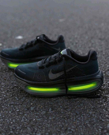 Nikkee Air Zoom Vomero Premium BLACK VOLT