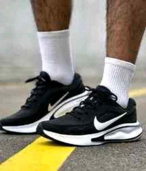 Nikkee Journey Run White Black