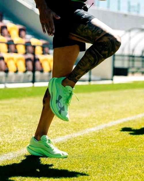 Underr Armour Velociti Elite 3 Lime Green