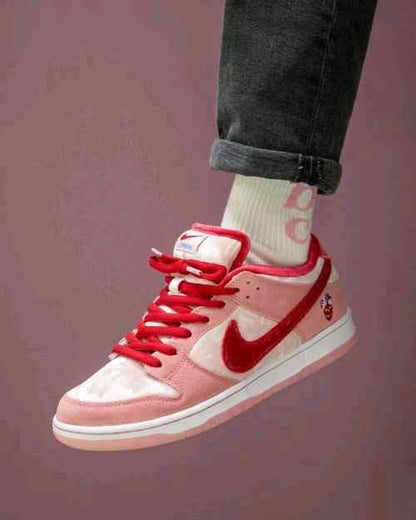 Nikkee SB Dunk Low Pro QS Strangelove With OG Box for her