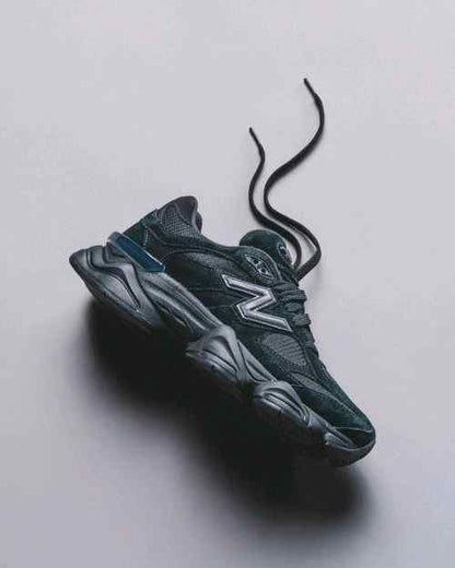 Neww balancee 9060 Black Cat