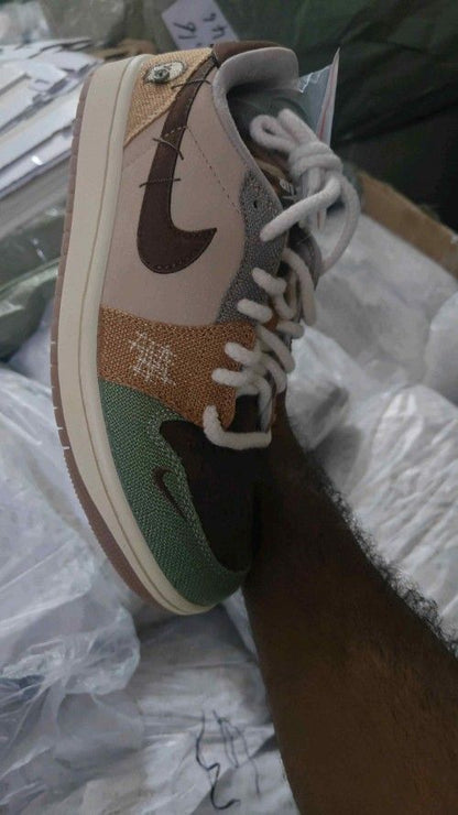 Zion Williomson x Air Jordan 1 Low voodoo OG Box