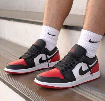 nikkee jordan retro 1 low BRED TOE
