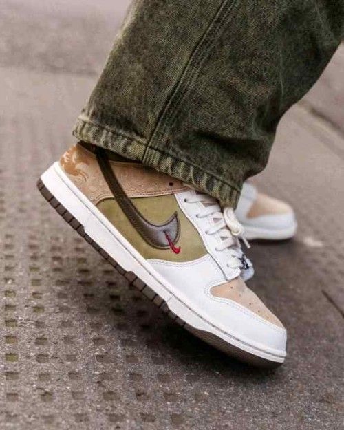 Nikee Dunk Low SE Retro LNY Year of the Horse