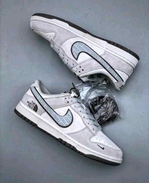 Nikee Sb Dunk Low X The Northh Face