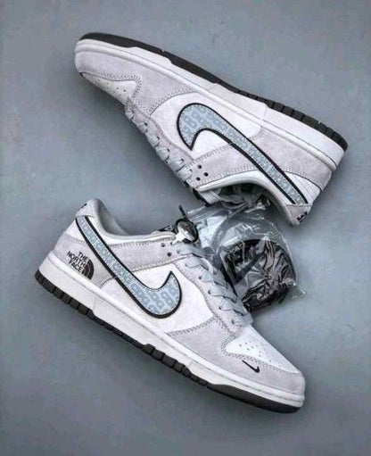 Nikee Sb Dunk Low X The Northh Face