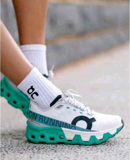 On Running Cloudmonster Hyper Undyed Mint