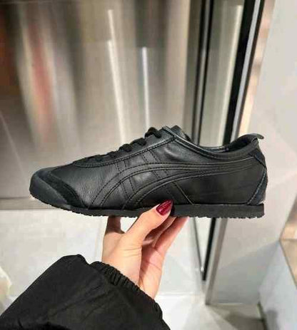 Onittsukaa Tiger Mexico 66 Triple Black