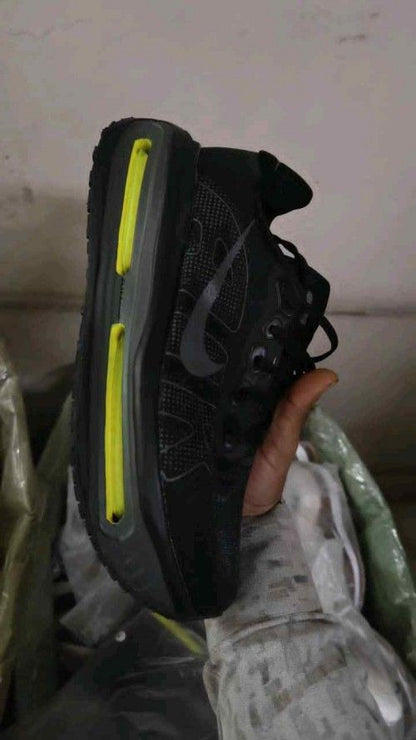 Nikkee Air Zoom Vomero Premium BLACK VOLT