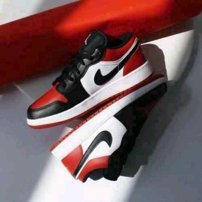 nikkee jordan retro 1 low BRED TOE