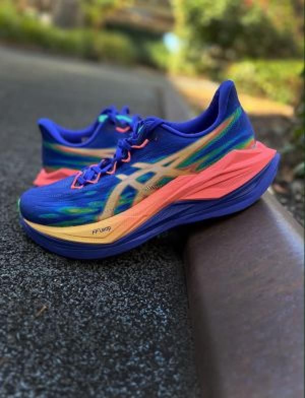 Asiccs SuperBlast 3 Cobalt Burst Light