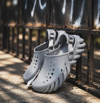Croc Echo Clogs Atmosphere Smoke Grey With Carry Bag Og Box