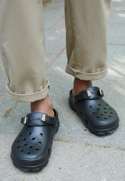 Croc Classic All Terrain Clog black With og Box carry Bag