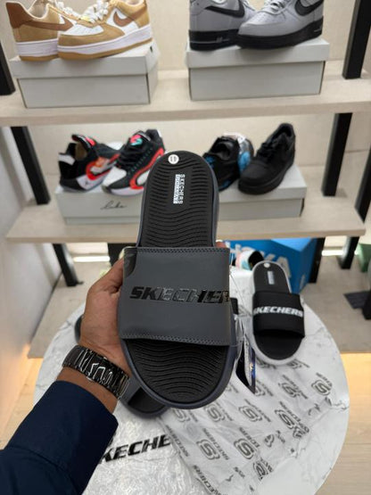 Skecher.s premium flip flop