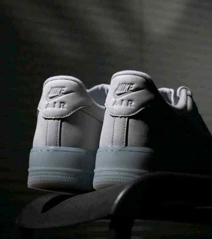 Nikee Air Force 1 07 Wolf Grey