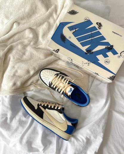 Fragment X Travis Scot.t X Air Jorda.n 1 Retro Low Semi UA with kit