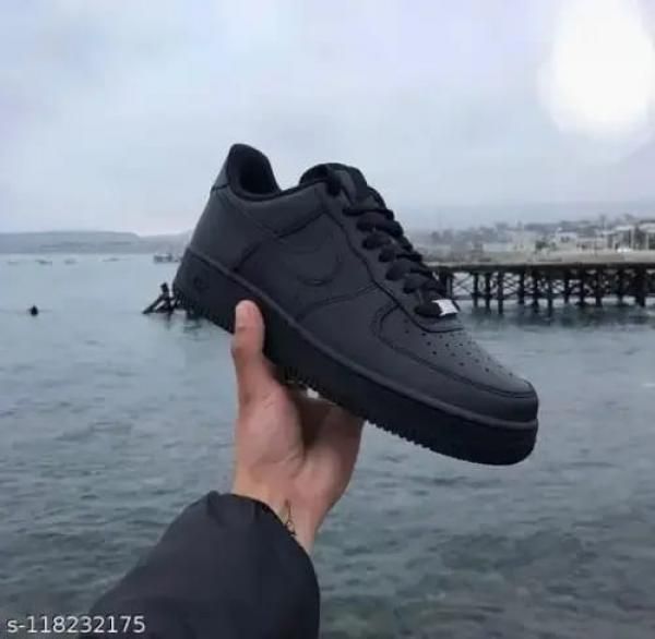 Nik Airforce 1 All Black Top semi Ua Quality With All Accessories