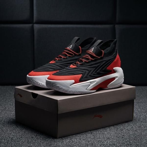 UNDER ARMOUUR CURRY 11 WHITE RED