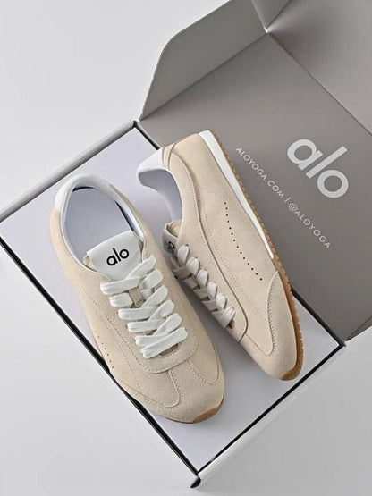 Alo Yoga Sunset Suede Sneakers Beige (