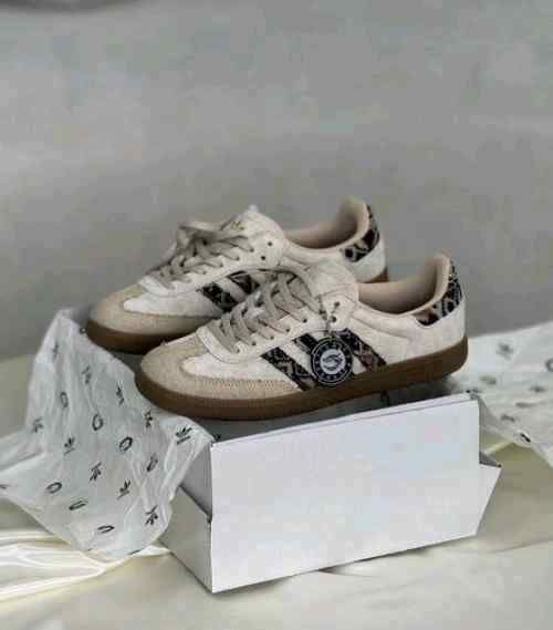 Adidaass Samba X Consortium Cup END