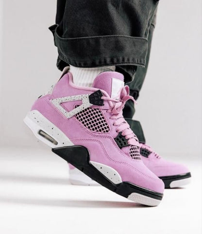 NIKKE AIR JORDAN 4 ORCHID PINK