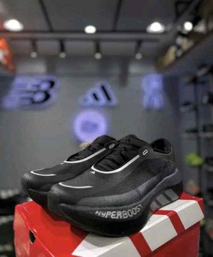 adidaass Hyperboost edge Black