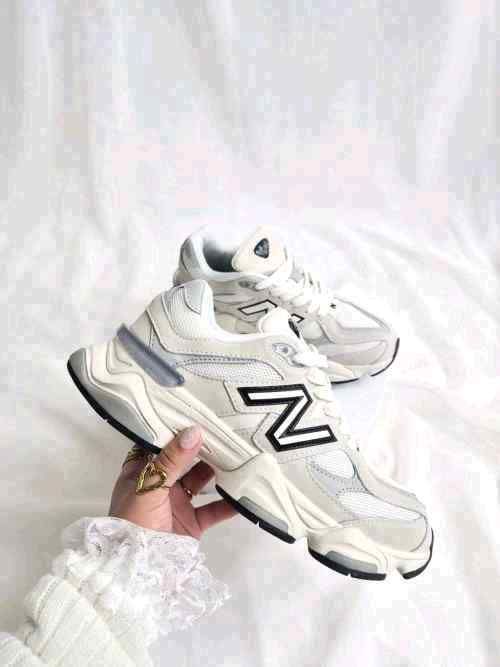 Neww Balancee 9060 Sea Salt Raincloud Black for her