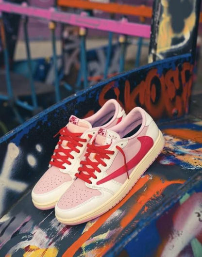 NIKKE AIR JORDAN 1 TRAVIS SCOTT TROPICAL PINK