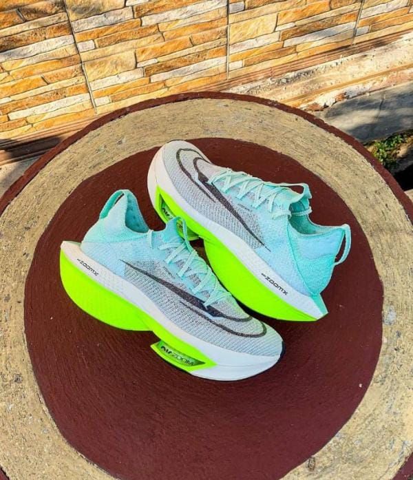 Nikke Air Zoom Alphafly 2 COLOUR