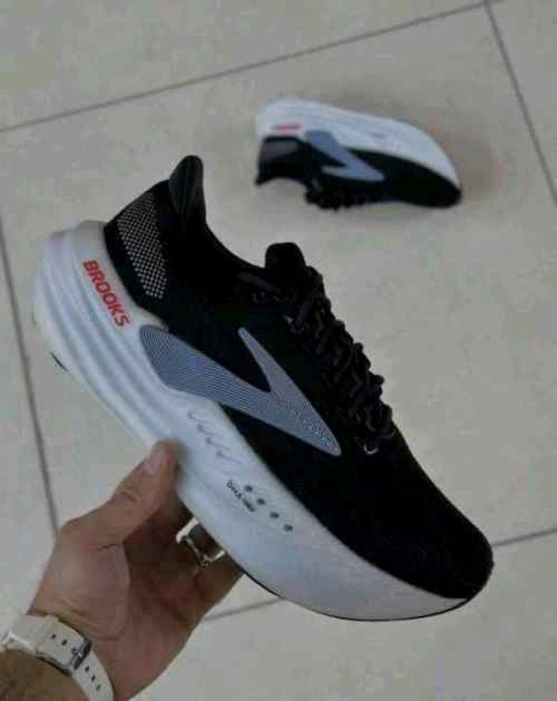 Brooks Glycerin max black White