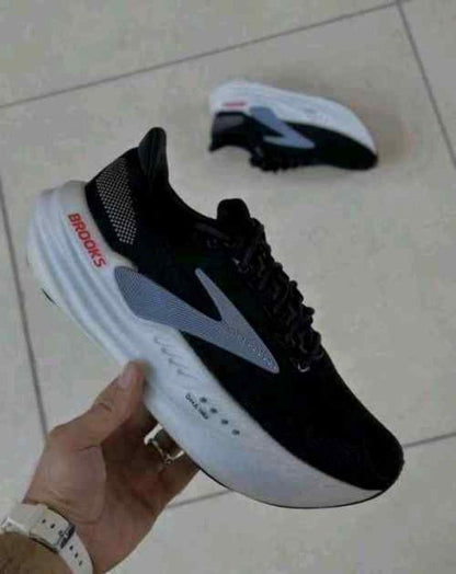 Brooks Glycerin max black White
