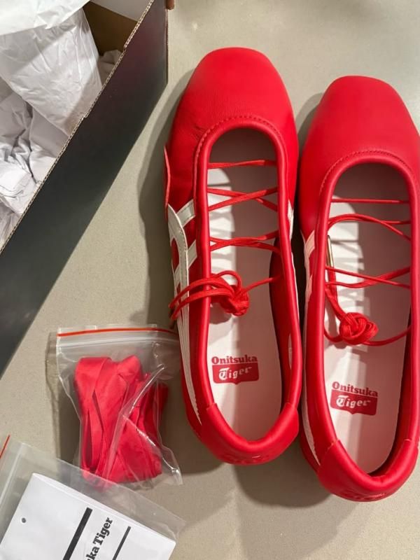 ONITSUKKA TIGER GYMNARINA RED