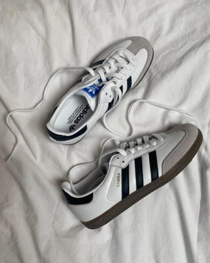 WMN ADID SAMBA WHITE BLACK SUEde for her