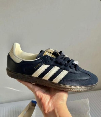 ADIDAAS WOMEN. .SAMBA.NAVY.FOR.HER