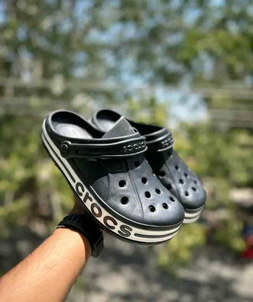 CROCCS BAYABAND CLOGS FOR MEN BLACK