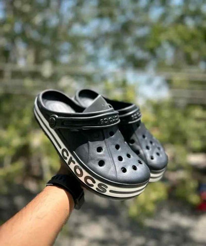 CROCCS BAYABAND CLOGS FOR MEN BLACK