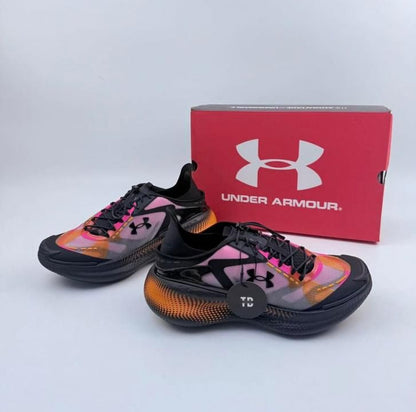 Underr Armour Echo Slipspeed Black Rebel Pink