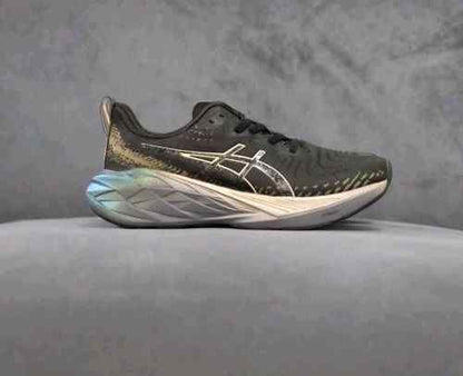 AsicSs NOVABLAST 4 PLATINUM BLACK