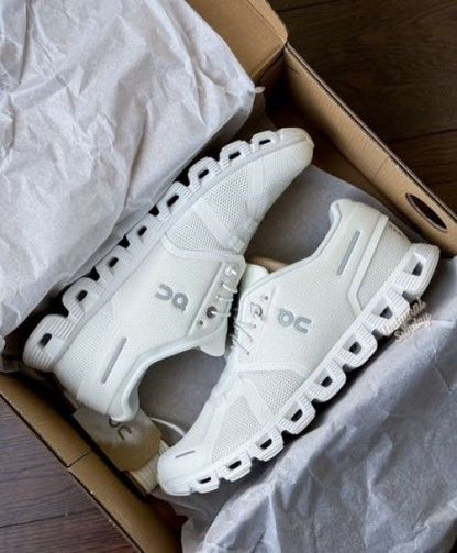 On Running Cloud 6 White waterproof