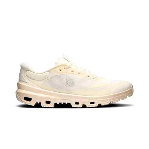 ON RUNNING CLOUD VENTURE X LOEWE EGG SHELL
