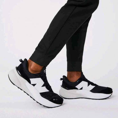 New Bala_nce Figs Black