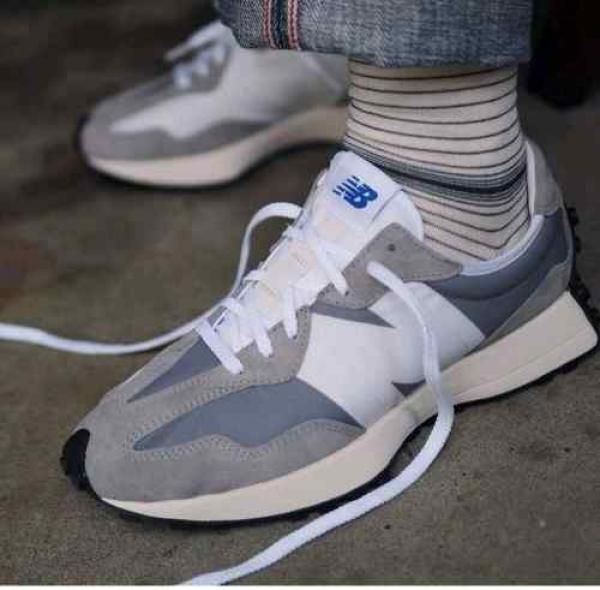 NEWW BALANCE 327 Grey white