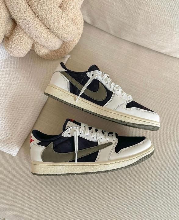 _Nike_Air_Jordan_Retro_1_Low_X_Travis_Scott_OLIVE_With_Extra_Laces_And_OG_BOX_(SEMI_UA)