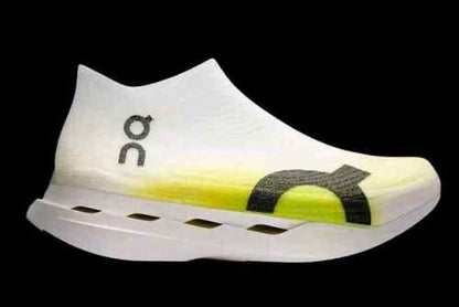 On Running Cloudboom Strike LS White Yellow