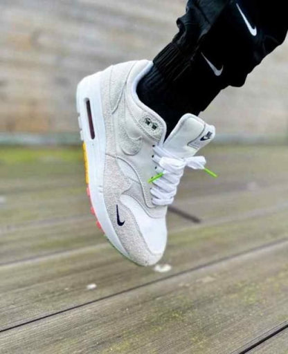 Air max 1 pom pom polka dot