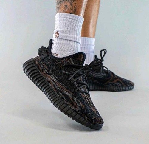 _adidaaS_yeezy_350_v2_mx_rock_semi_ua