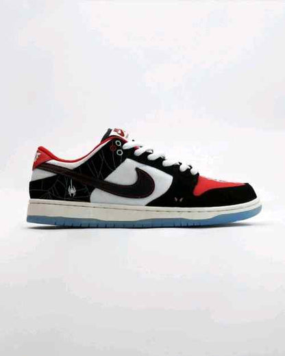 Nikee SB Dunk Low Spiderman Miles MoralesNikee SB Dunk Low Spiderman Miles Morales